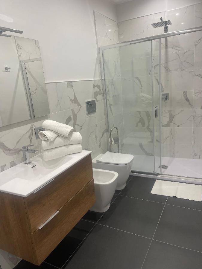 Katia'S Apartments Caserta Zewnętrze zdjęcie